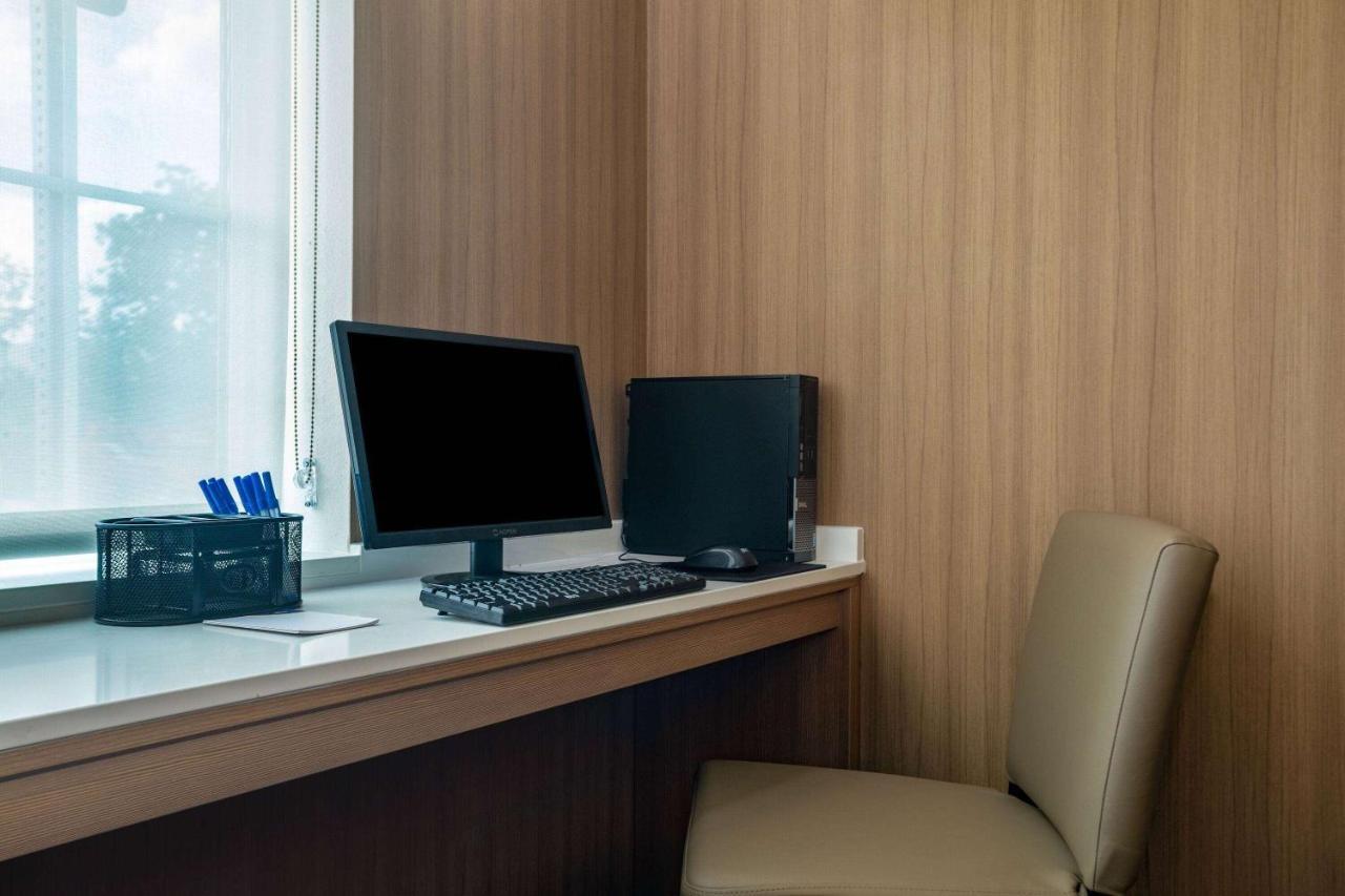 Microtel Inn & Suites By Wyndham Liberty Ne Kansas City Area Luaran gambar