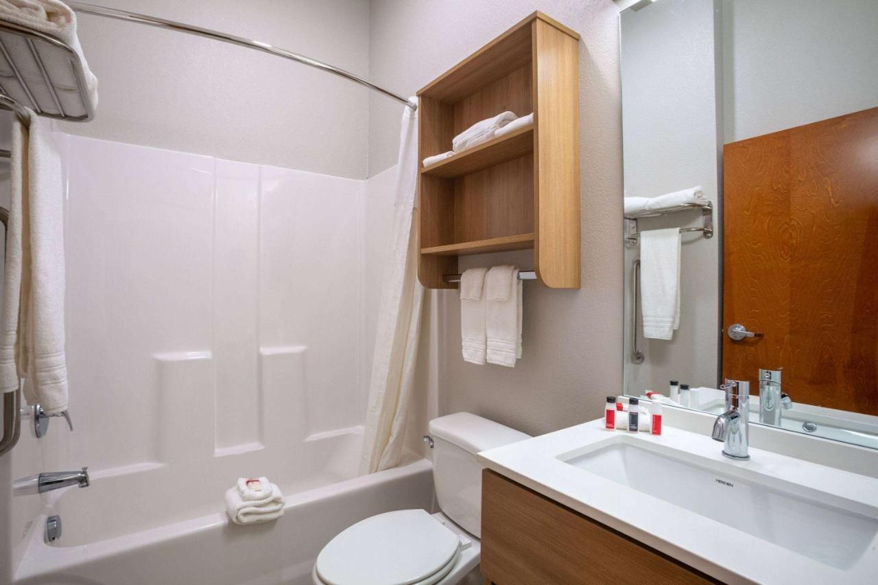 Microtel Inn & Suites By Wyndham Liberty Ne Kansas City Area Luaran gambar